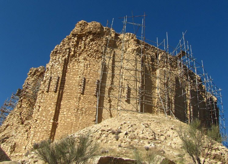 Qal'eh Dokhtar, Mark, Iran